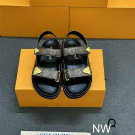 Picture of Louis Vuitton Shoes _SKULVsz35-40NW060112300